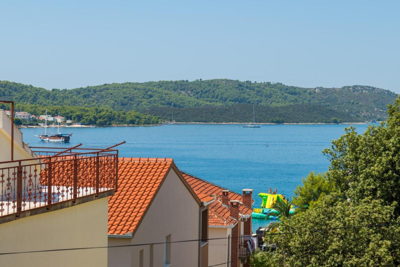 Apartman Regius White Трогир Экстерьер фото
