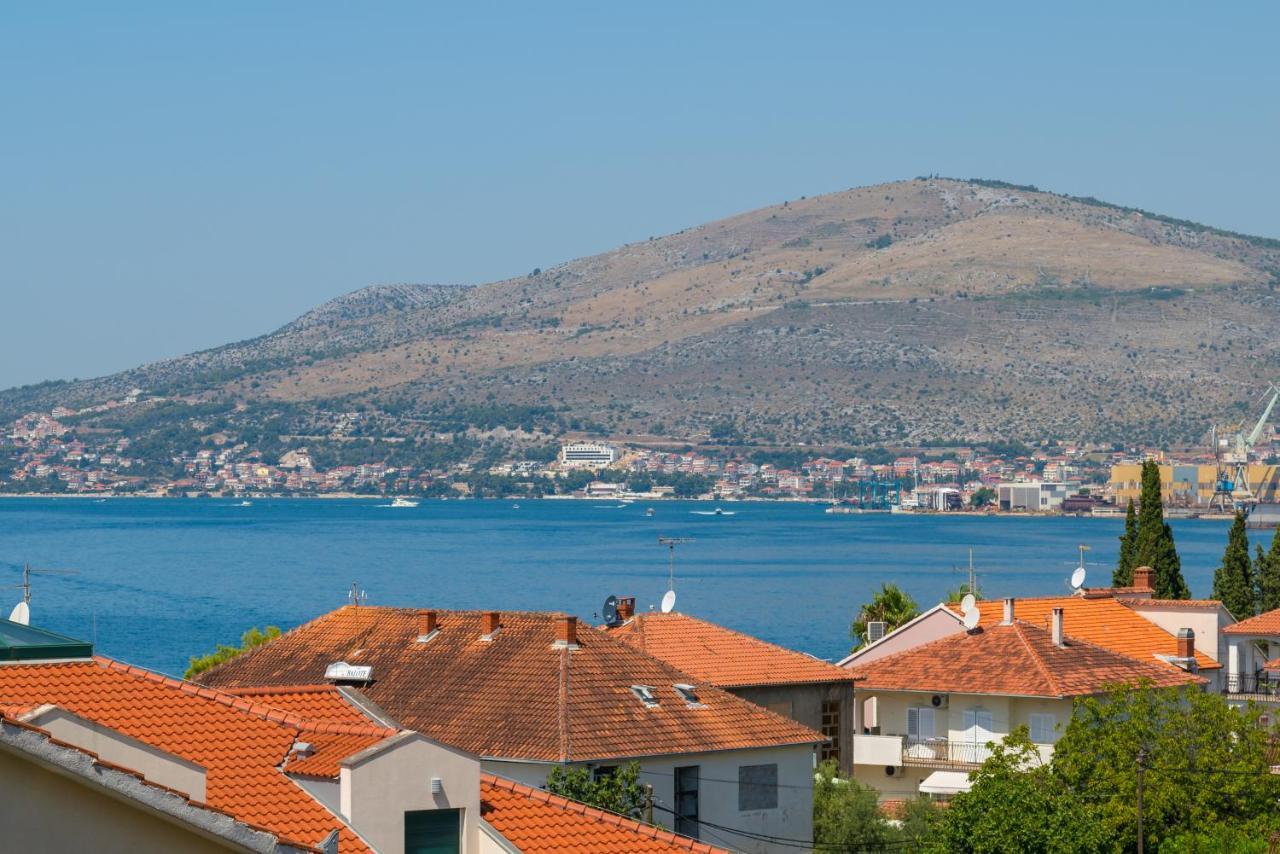 Apartman Regius White Трогир Экстерьер фото